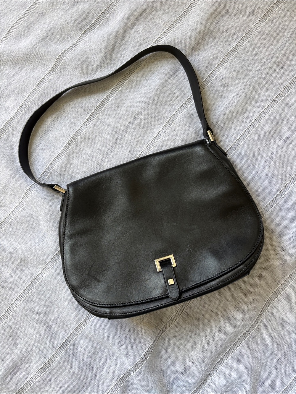 Ann Taylor Classic Black Leather Shoulder Bag - Picture 5 of 14